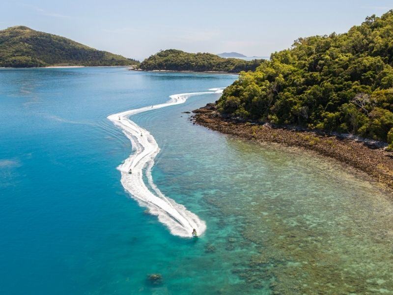 Whitsunday Jet Ski Tours by the molle group islands in the Whitsundays